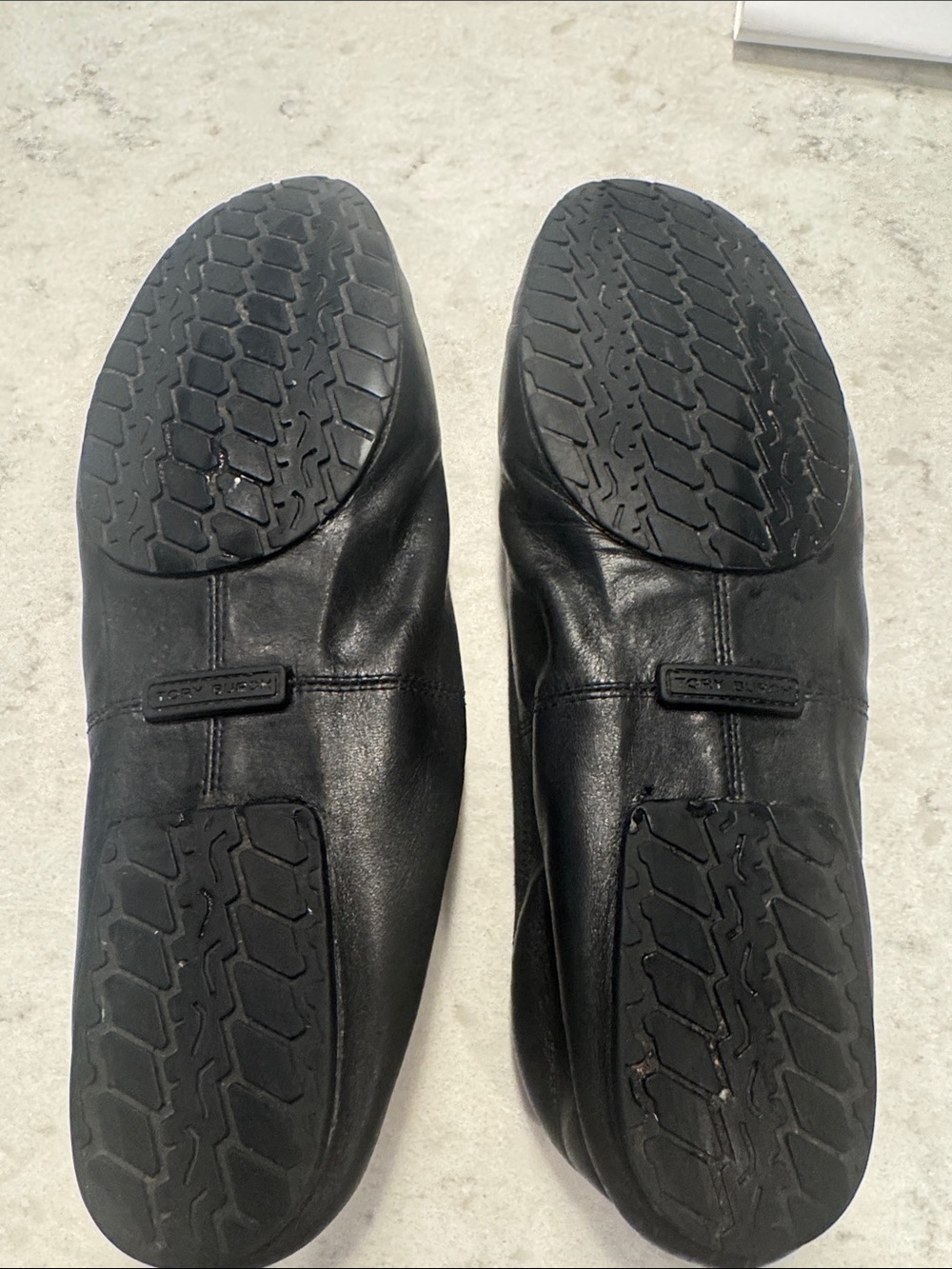 Tory Burch Black Leather Logo Round-Toe Ballet Flats - Picture 3 of 9